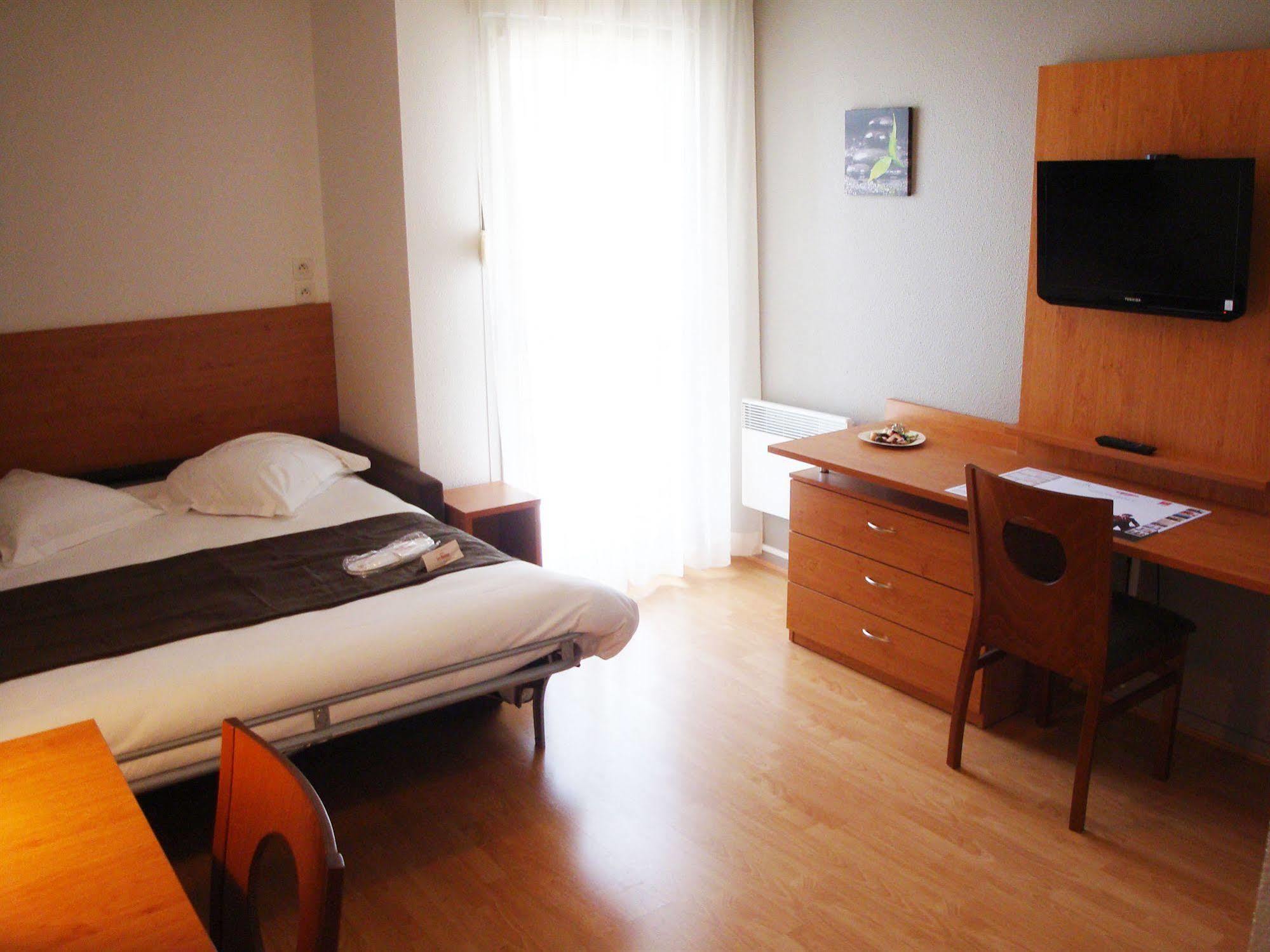 Sejours & Affaires La Rochelle Les Minimes Aparthotel Exterior foto