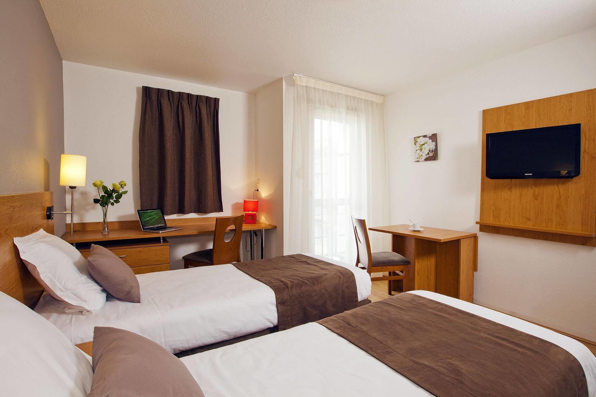 Sejours & Affaires La Rochelle Les Minimes Aparthotel Exterior foto
